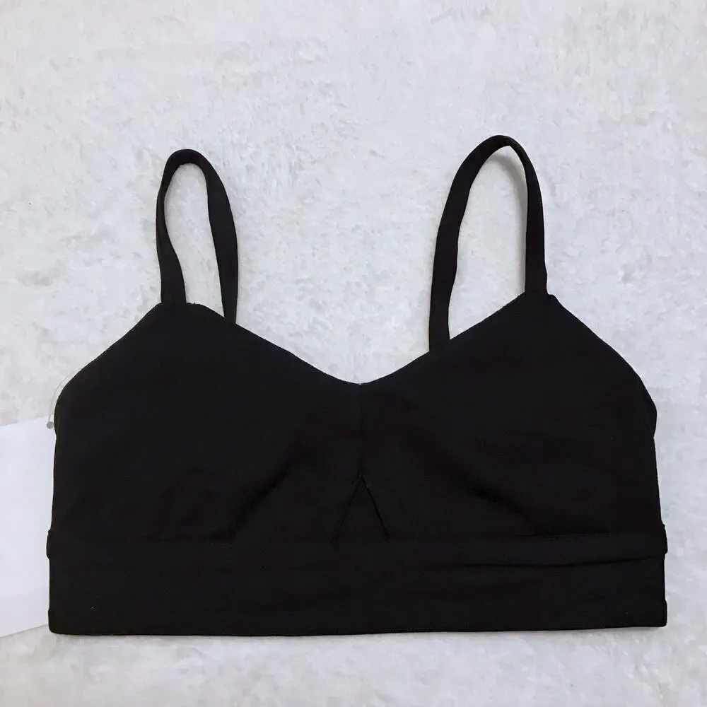 Fabletics NWT Black and White Sports Bra Women XS (4)